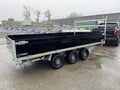 Trois semi-remorques bennes de 3 × 1 800 kg (3,5 t)