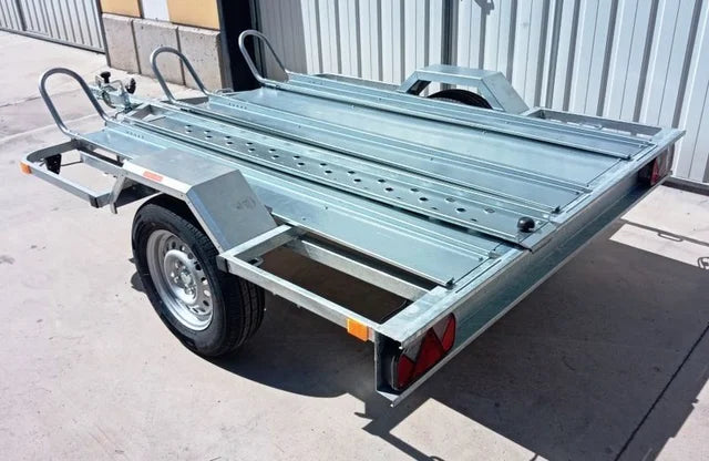 Remorque pour 3 motos, 750 kg