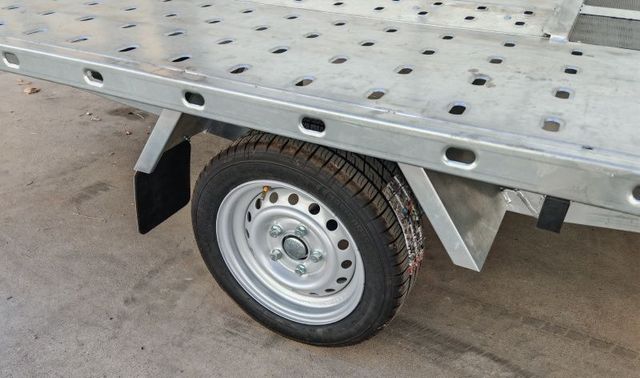 Remorque porte-voitures de 750 kg