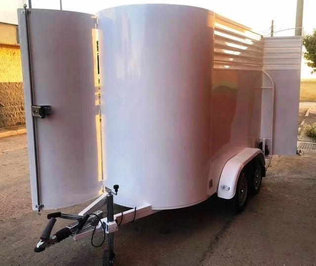 Remorque à chevaux une place et demie